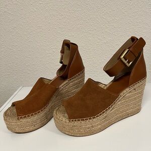 New Marc Fisher Sandals brown leather heels wedge 7